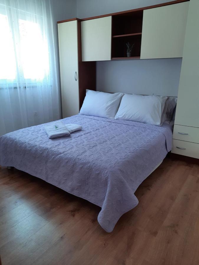 Bella Vista Apartment Komarna Luaran gambar
